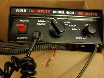 Wolo "The Deputy "model 4100 Siren

Control, microphone and speaker.
Ready to mount and use.
$140