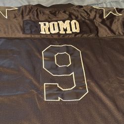 Dallas Cowboys #9 Tony Romo Reebok Authentic 2000’s Vintage All Black Jersey. All Stitched Letter Numbers. Men’s size: 60 (3XL) Pre Owned 