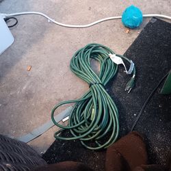 Extension  cord 25ftluse outdoors. And indoors.  $10.00