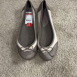 Women’s shoes BRAND NEW