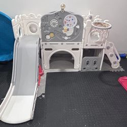 Toddler Indoor Playset with Slide & Basketball Hoop