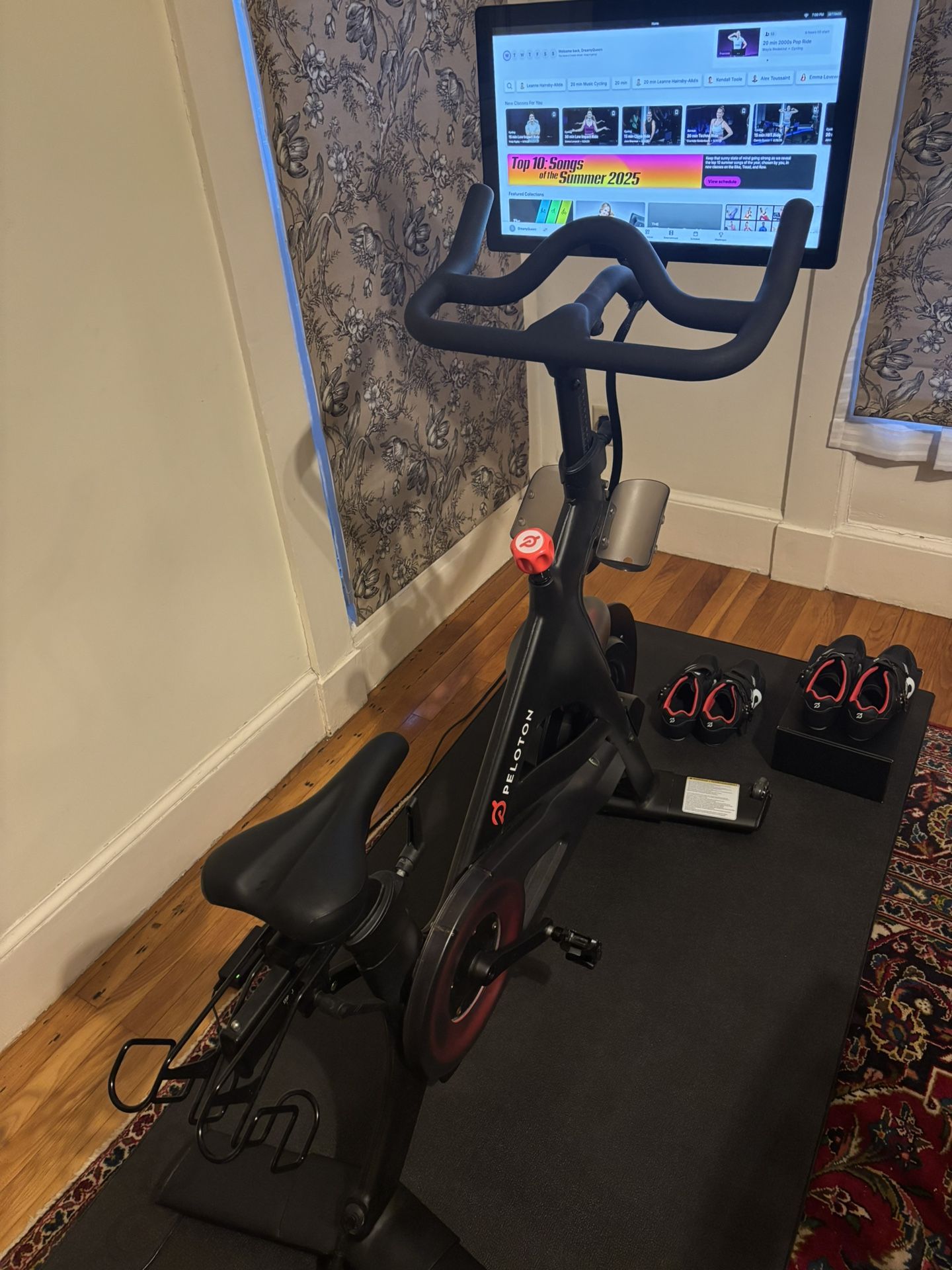 Peloton Bike