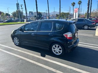 2011 Honda FIT sport