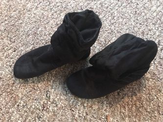 Black booties girls size 2