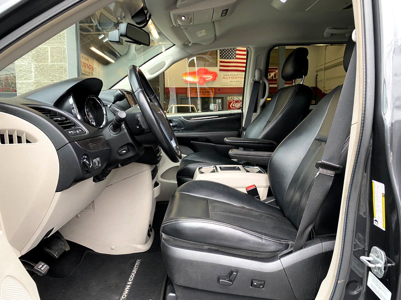 2012 Chrysler Town & Country