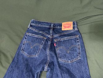 Women’s Levi 501