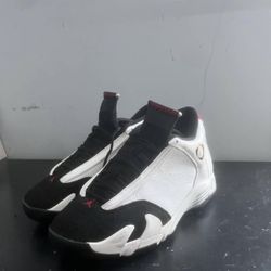 Jordan 14 Black Toe Size 8.5