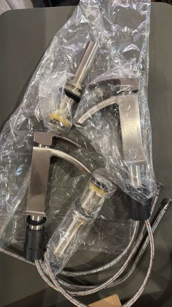 Pair of Friho Bathroom Vanity Faucets — One Needs Repair