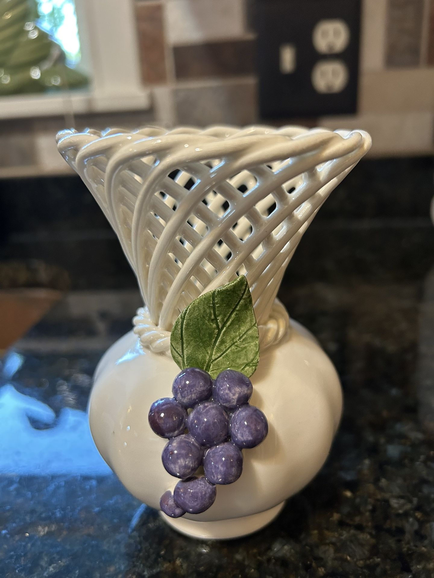 VTG Small Lattice Handmade Vase