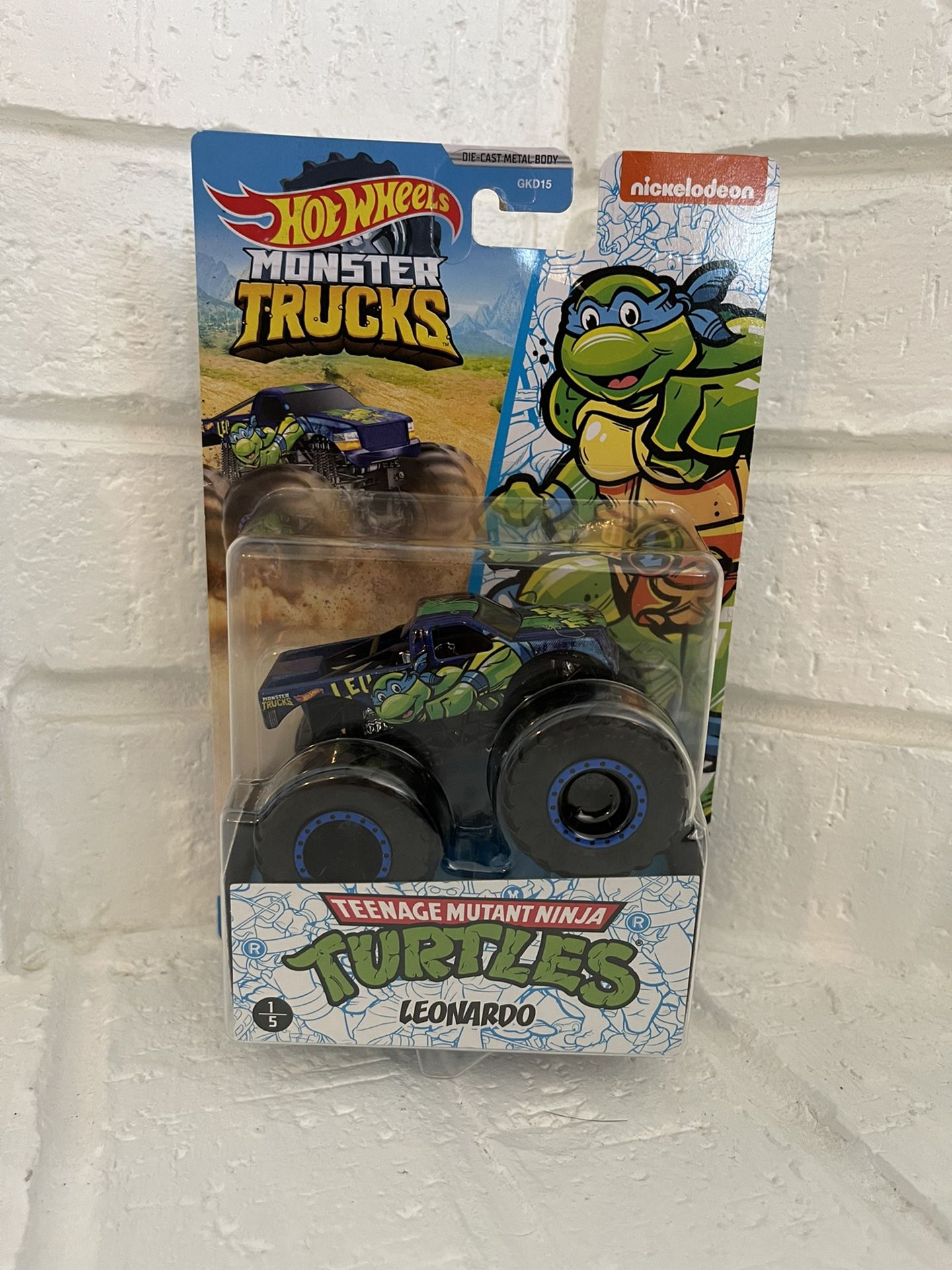 Hot Wheels Monster Truck TMNT Diecast Leonardo