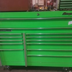 SNAP ON TOOL BOX 