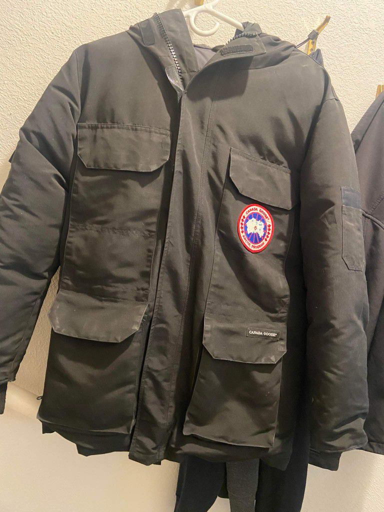 Canada Goose Men's Expedition Parka, Black/ Small Size