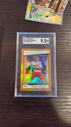 /10 Patrick Mahomes Gold