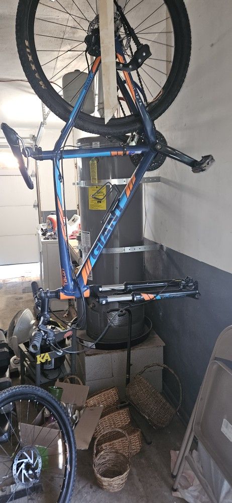 Giant Talon 200 ObO