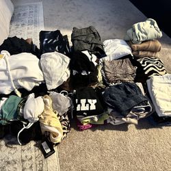 Clothes lot/bundle