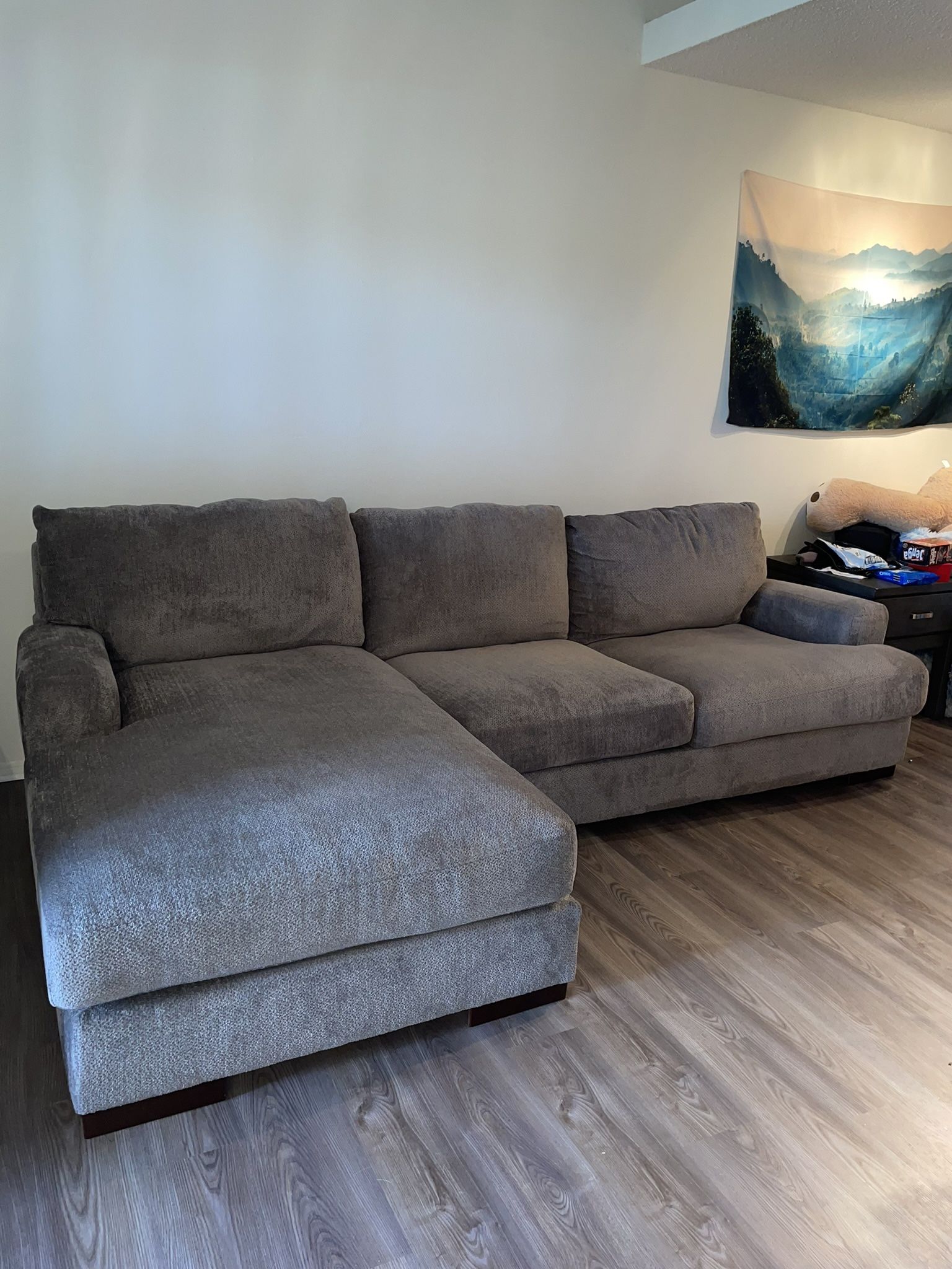 Ashley Furniture Bardarson 2-Piece Sectional