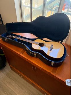 Fender GDP-100 Parlor Acoustic Guitar w/ Hard Case