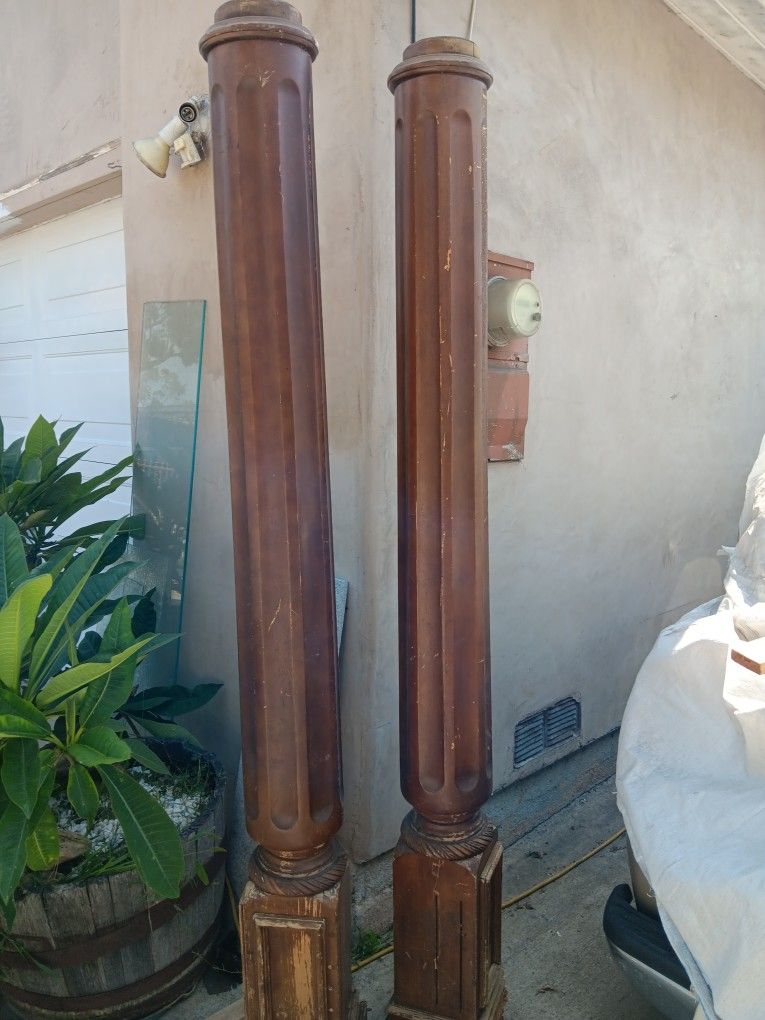 Deco Post Solid Wood