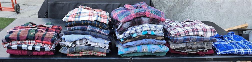 Men flannel shirts $1 each or $20 for the entire lot