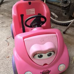 Step2 Push Around Buggy Kids Push Car, Ride On Toy, Stroller Substitute, Includes Seat Belt & Horn, Made of Durable Plastic, Max Weight 50 lbs., For T