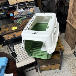 MoNiBloom 22-Inch Dog Crate Plastic 2-Door Top Loading Cat Carrier, Hard-Sided Dog Travel Carrier for Small Dogs and Cats, Ventilation and Security Lo