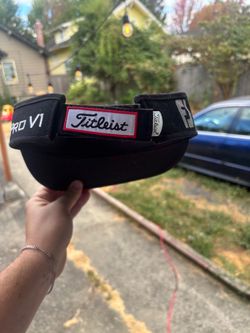 Titleist Pro V1 Black Golf Hat visor