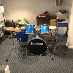 Full Ludwig Drum set 