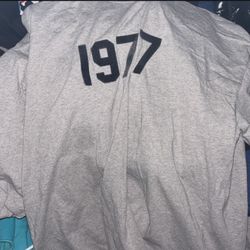 1977 Essential sweatsuit