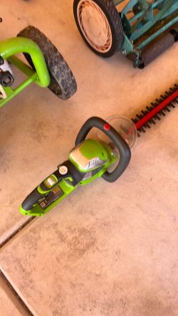 Greenworks 40V Lithium Ion HedgeTrimmer *Tool only