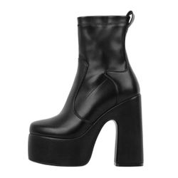 Black Platform Ankle Boots – Excellent Condition