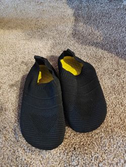 Kids Slippers 28/29