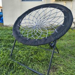 Bunjo Mixed Saucer Folding Chair 