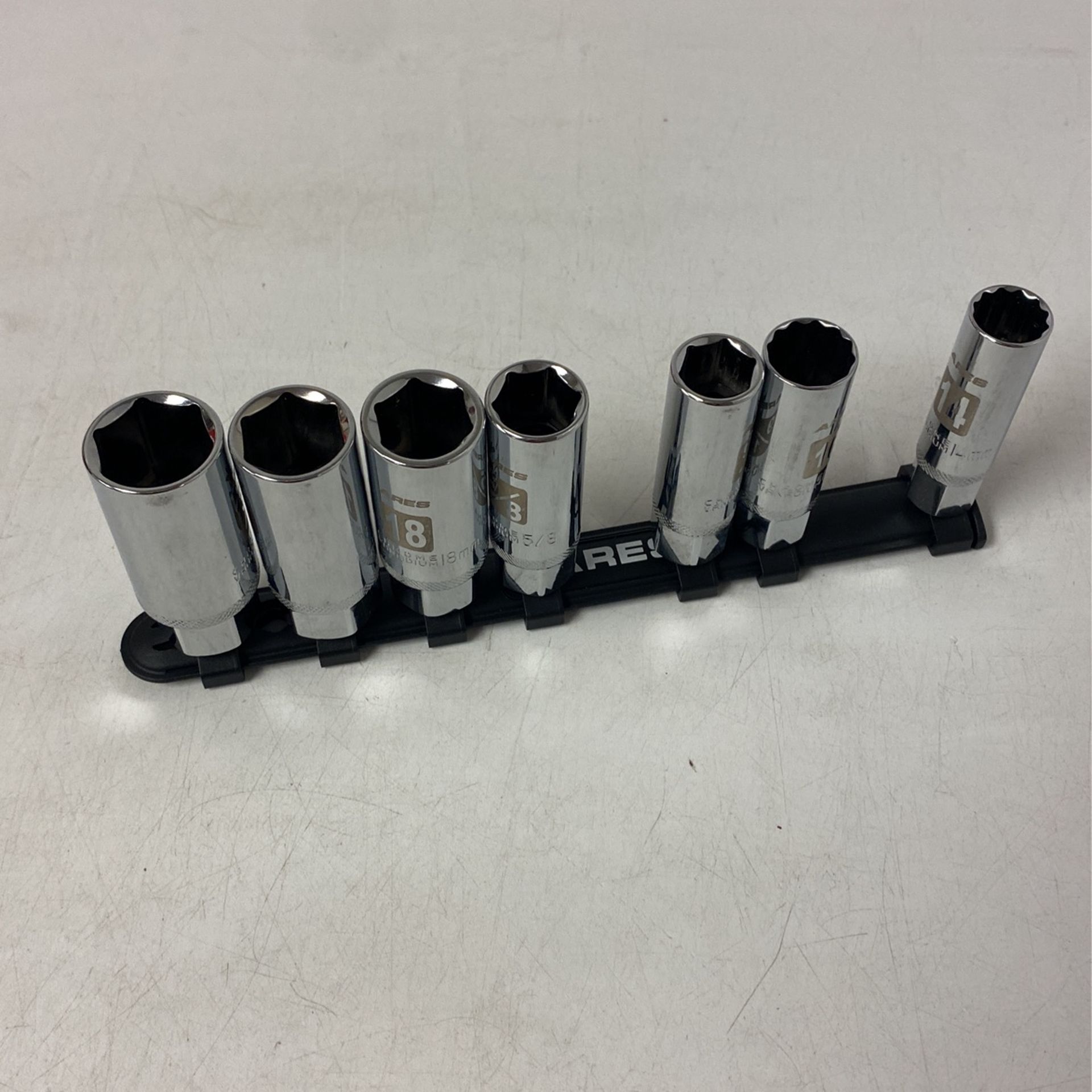 ares 7pc socket set, open box
