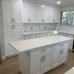 ON SALE NOW! White Shaker Solid Wood RTA Cabinets