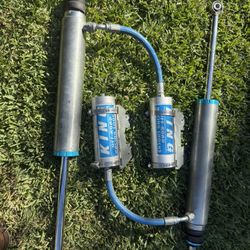 2nd Gen Toyota Tacoma Rear King Shocks