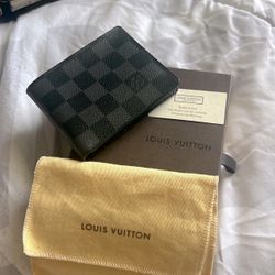 Louis Vuitton Wallet 