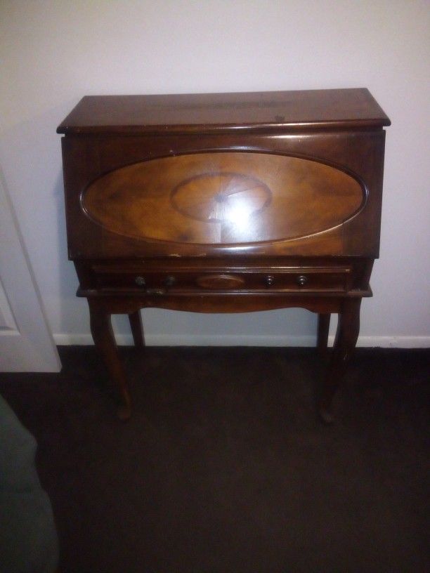 Antique Style Fold Out Desk