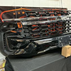 CHEVY TAHOE/SUBURBAN 2021-2024 FRONT BUMPER OEM