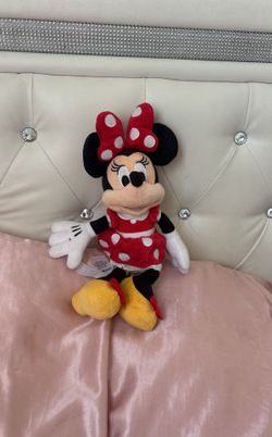 Minnie Mouse Plushie