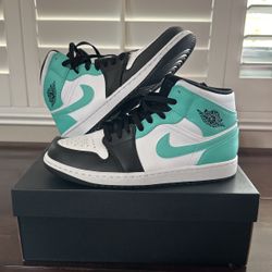 Air Jordan 1 Mid