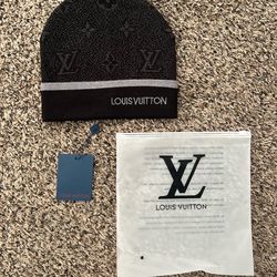 LV Beanie (Brandnew With Tags)