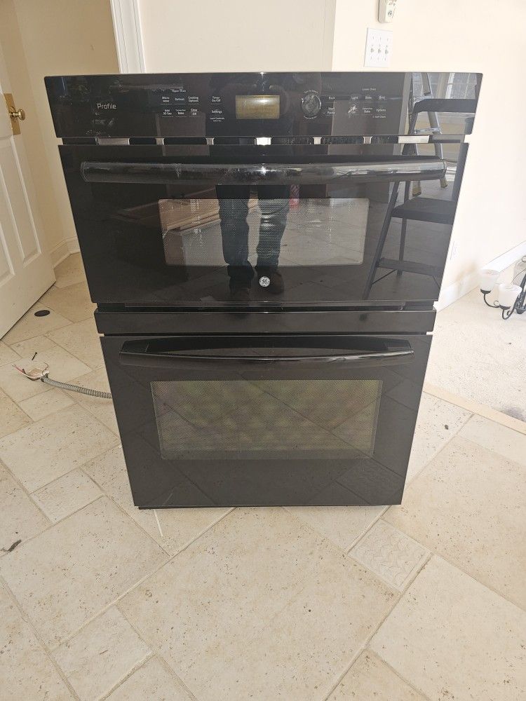 Wall Oven And Microwave 