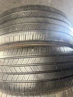 2 used tires 215/50r17 Michelin 🤑free installation and balance ‼️👌