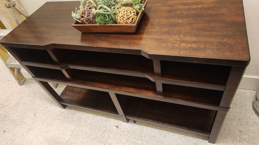 T v table