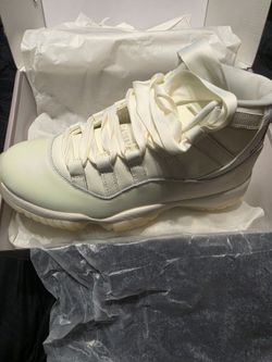 Jordan Retro 11 WMNS Pearl Size 8