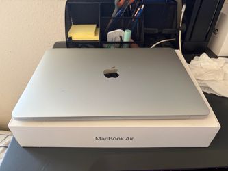 Model: MacBook Air 13-inch - 2018