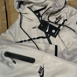 Lv Suits 