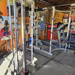 Valor Fitness Power Rack **GREAT DEAL!!**