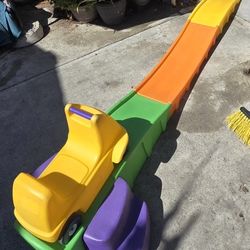 Step2 Up & Down Coaster Ride-On Roller-coaster Montaña Rusa