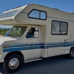 Motorhome Runs And Drives Great